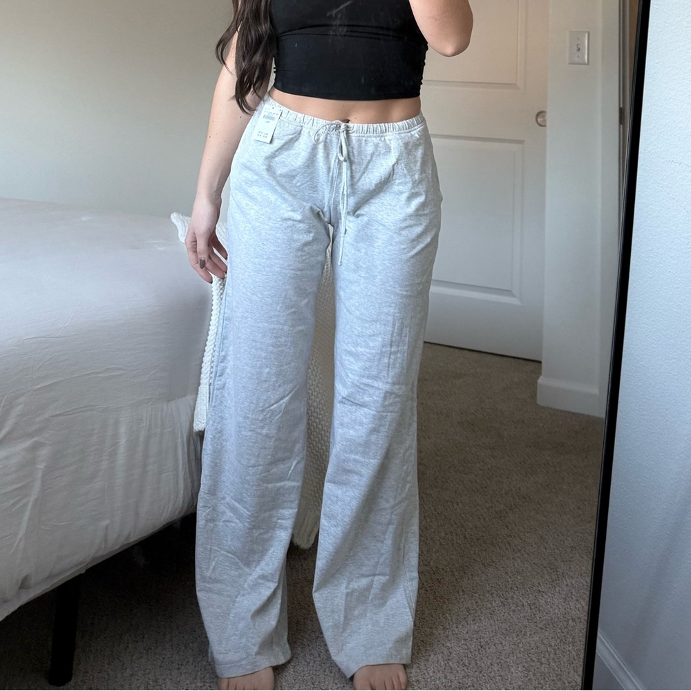 NWT Hollister Light Gray Wide Leg Pants